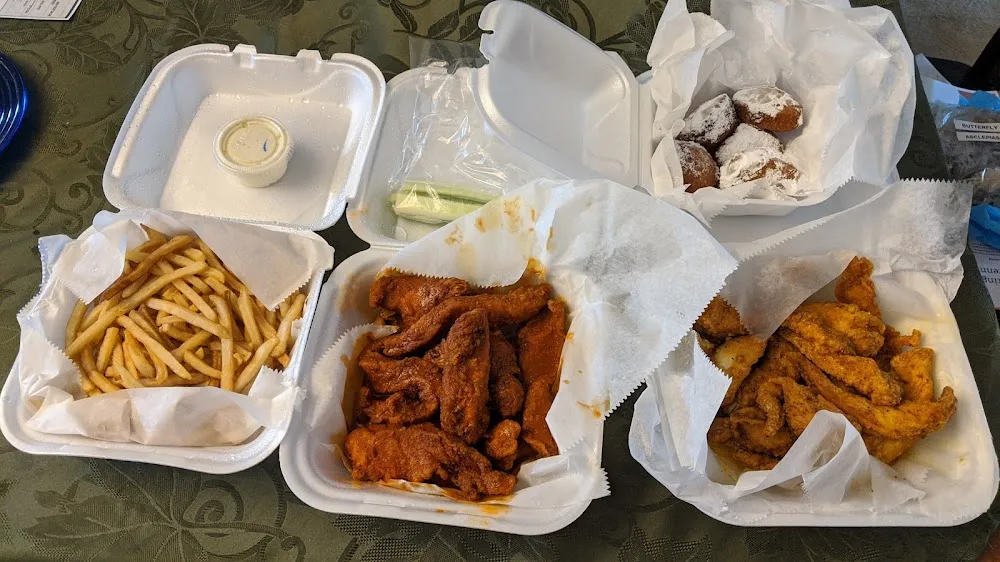10 10 Boneless Wings Hot Cajun and Smoky Mountain Garlic
